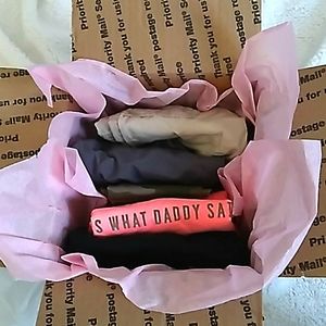 5 pc carter,oshkos  Baby girls clothes box 6 Month